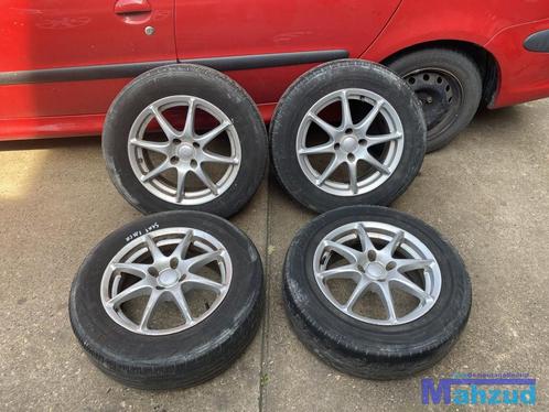 Vw seat inca velgen banden 195 65 15 inch 4x100, Auto-onderdelen, Banden en Velgen, Band(en), Gebruikt