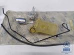 NOS reparatieset koelwaterreservoir voor Mercedes-Benz W124, Auto-onderdelen, Motor en Toebehoren, -, -, Nieuw, Ophalen of Verzenden