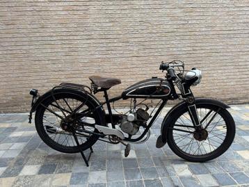Sachs 98 cm3 1932 et IFA R125 1954