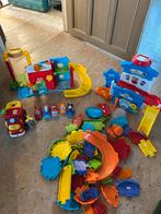 Vtech toet toet auto’s 2 sets en extra wegonderdelen, Ophalen, Gebruikt, 2 tot 4 jaar