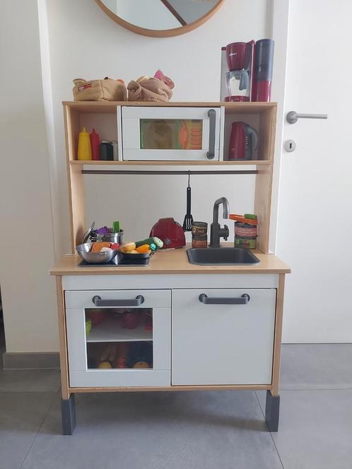 Ikea keukentje + Bosch ontbijtset + toebehoren, Kinderen en Baby's, Speelgoed | Speelkeukens, Zo goed als nieuw, Ophalen