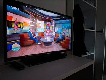 Samsung 127cm met Android box Smart TV  beschikbaar voor biedingen