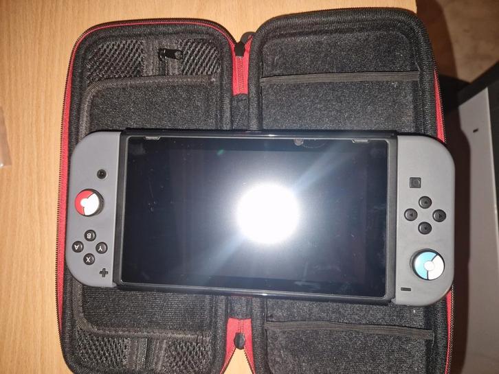 Nintendo Switch 1, Consoles de jeu & Jeux vidéo, Consoles de jeu | Nintendo Switch, Comme neuf, Enlèvement