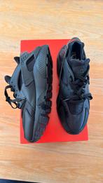 Nike Air Huarache zwart maat 42 - limited edition, Kleding | Heren, Schoenen, Zwart, Nike Air, Nieuw, Ophalen of Verzenden