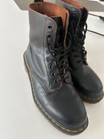 Dr Martens “handmade in England” size 8, Kleding | Heren, Ophalen, Zo goed als nieuw
