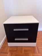 Nachtkastje (wit met zwarte schuiven), Ophalen, Minder dan 45 cm, Zo goed als nieuw, Minder dan 55 cm