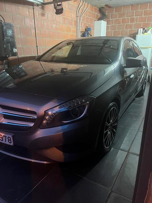 Mercedes a160 tres bonne etat voir photos, Auto's, Mercedes-Benz, Particulier, A-Klasse, ABS, Adaptieve lichten, Adaptive Cruise Control