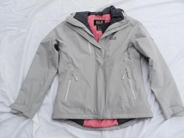 Jack Wolfskin winterjas - Maat M -- beschikbaar voor biedingen