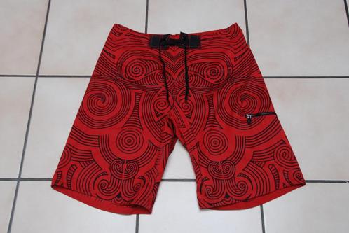 Short maillot Bermuda Boardshort "H&M" rouge et noir W30, Vêtements | Hommes, Vêtements de bain & Maillots de bain, Short de bain