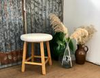 Tabouret., Ophalen, Zo goed als nieuw