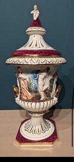 Capodimonte - Vase avec couvercle, 55 cm - Céramique, Antiquités & Art, Antiquités | Porcelaine, Enlèvement