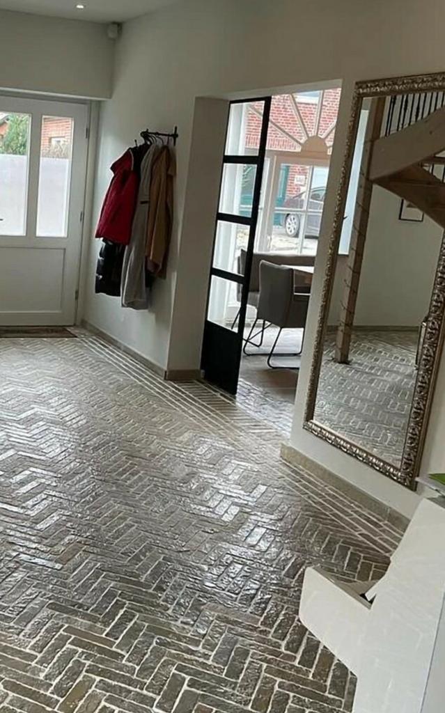 UNIEKE CASTLE BRICKS - WAALTJES, Tuin en Terras, Bloempotten, Zo goed als nieuw, Ophalen of Verzenden