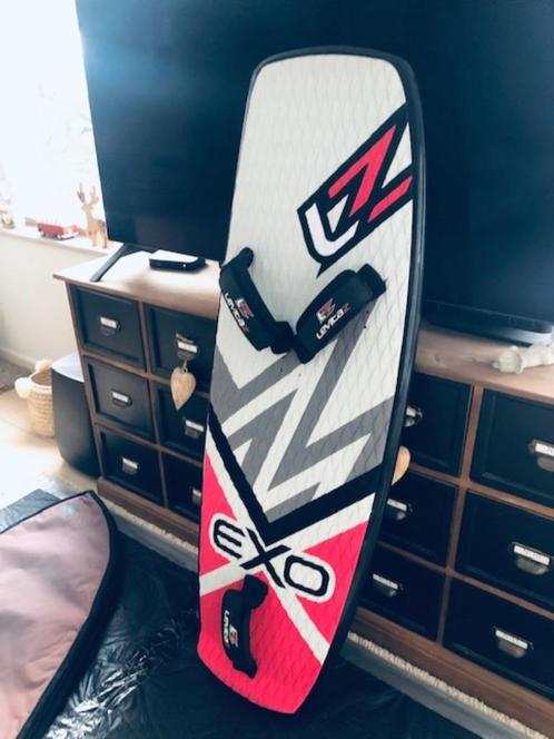 Levitaz Exo kitefolieplank in perfecte staat 2x geserveerd, Watersport en Boten, Kitesurfen, Zo goed als nieuw, Overige typen
