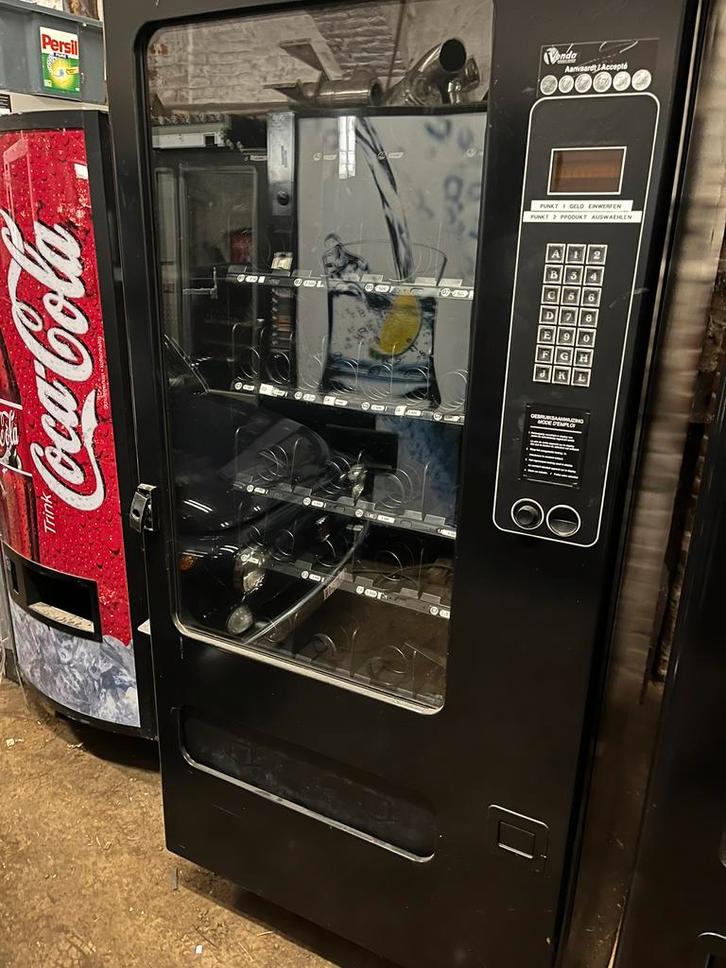 Distributeur automatique de friandises, Verzamelen, Automaten | Overige, Zo goed als nieuw, Ophalen