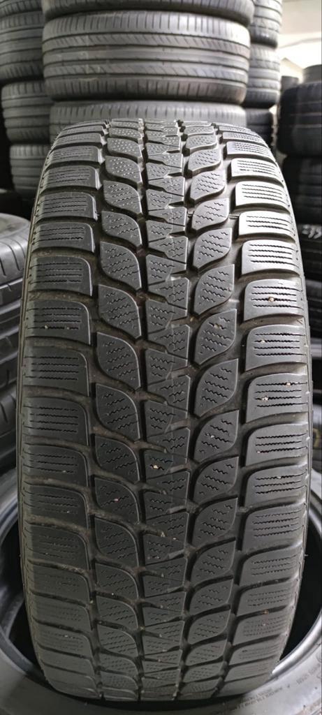 22545r19 225 45 r19 225/45/r19 Bridgestone Hiver avec montag, Autos : Pièces & Accessoires, Autres pièces automobiles, Enlèvement ou Envoi