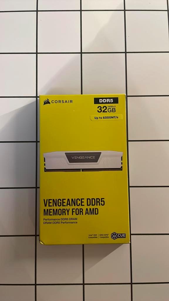 CORSAIR VENGEANCE DDR5 RAM 32GB (2x16GB) 6000MHz CL36, Computers en Software, RAM geheugen, Desktop, 32 GB, DDR5, Ophalen of Verzenden