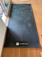 Tapis de protection pour appareil de fitness, Sports & Fitness, Comme neuf