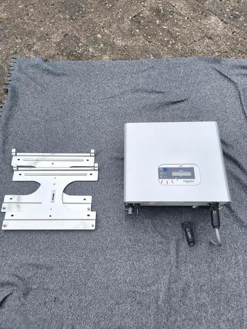 Omvormer Schneider 2.8kW beschikbaar voor biedingen