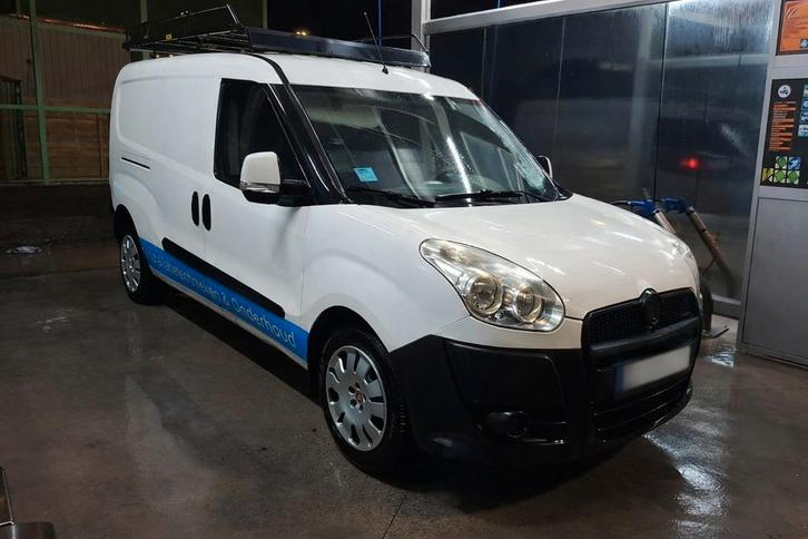 Te koop fiat doblo maxi 2.0L diesel 
188.000km van 2014, Auto's, Fiat, Particulier, Doblo, Diesel, Ophalen