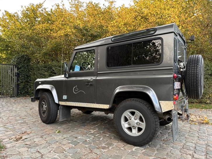 Land Rover Defender Td5 - 165.000 kms!, Auto's, Land Rover, Particulier, 4x4, Airconditioning, Metaalkleur, Defender, Diesel, SUV of Terreinwagen