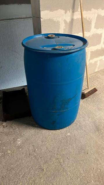 Blauw vat 200 liter, Tuin en Terras, Regentonnen, Ophalen, Zo goed als nieuw