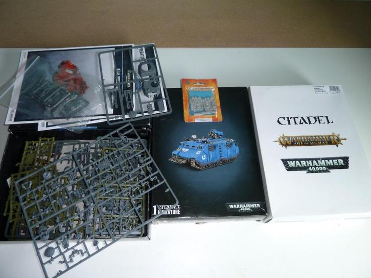 Warhammer 40K : LOT Char Vindicator &  Rhino + Bitz, Hobby en Vrije tijd, Wargaming, Nieuw, Warhammer 40000, Figuurtje(s), Ophalen