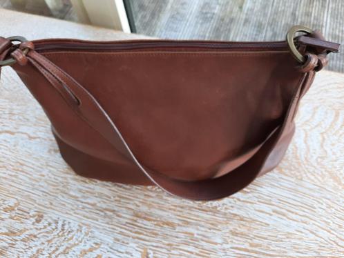 Toffe royale hand/schoudertas EMME, Handtassen en Accessoires, Tassen | Damestassen, Zo goed als nieuw, Handtas, Bruin, Ophalen of Verzenden