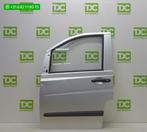 Mercedes Vito W639 ('03-'14) Voorportier links zilvergrijs, Autos : Pièces & Accessoires, Carrosserie & Tôlerie, Enlèvement ou Envoi