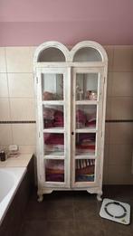 Unieke landelijke vitrinekast in wit hout en glas, Huis en Inrichting, Ophalen, Glas