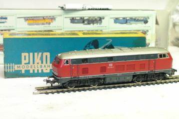 MÄRKLIN HAMO CC/DC BR 216 DEUTSCHE BUNDESBAHN DB 2 RAILS disponible aux enchères