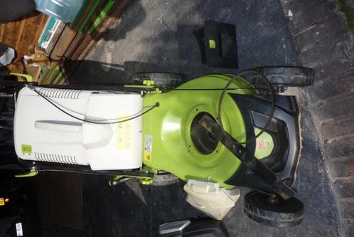 Grasmachine chassis Central Park, Tuin en Terras, Grasmaaiers, Gebruikt, Accu-grasmaaier, 40 t/m 49 cm, Mulchfunctie, Opvangzak