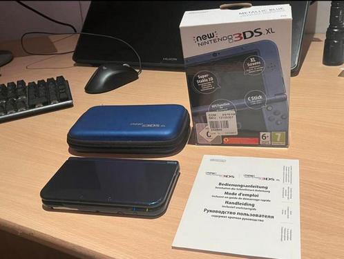 New nintendo 3ds xl metallic blue modded met games, Games en Spelcomputers, Spelcomputers | Nintendo 2DS en 3DS, Zo goed als nieuw
