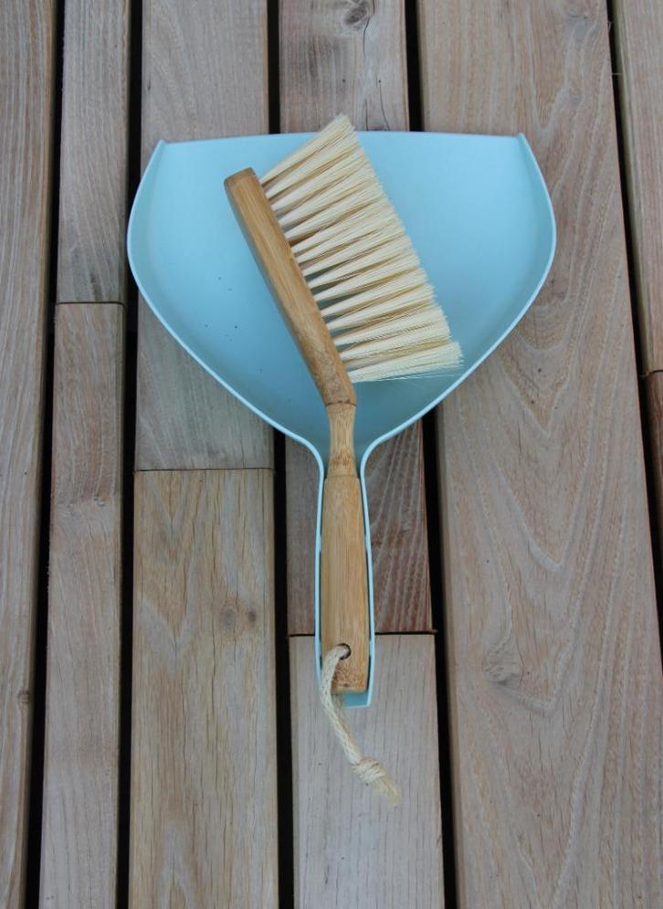 Petite brosse en bambou et ramassette JYSK, Doe-het-zelf en Bouw, Reinigingsmachines, Zo goed als nieuw, Overige typen, Ophalen of Verzenden