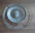 Glazen serveerschaal en 6 glazen borden / acroroc fleur, Huis en Inrichting, Keuken | Servies, Ophalen of Verzenden, Glas