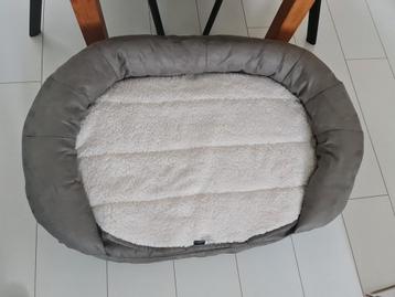 Orthopedisch hondenbed  beschikbaar voor biedingen