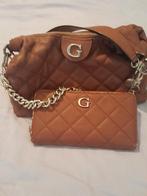 Sac + portefeuille assorti Guess, brun moyen, Bijoux, Sacs & Beauté, Enlèvement, Utilisé, Brun, Sac à main