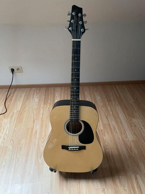 Akoestische gitaar Stagg, Muziek en Instrumenten, Snaarinstrumenten | Gitaren | Akoestisch, Gebruikt, Western- of Steelstringgitaar