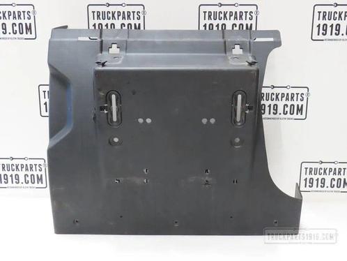 Volvo 22087705 Spatbord, Auto-onderdelen, Vrachtwagen-onderdelen, Volvo, Carrosserie en Plaatwerk, Gebruikt, Ophalen