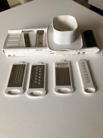 Mandoline beschikbaar voor biedingen