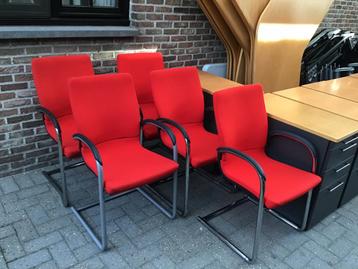 4 Ahrend sledestoelen