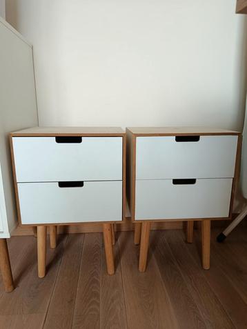 Set van 2 kastjes met laden beschikbaar voor biedingen