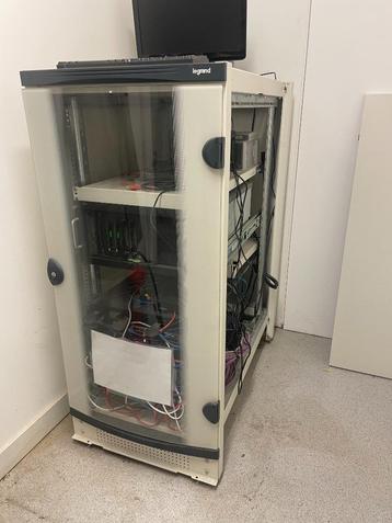 Serverkast, Enlèvement, Comme neuf, Verre, Tôle d'acier