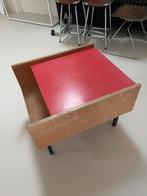 Bijzettafel hout, deksel formica rood, Ophalen, Gebruikt