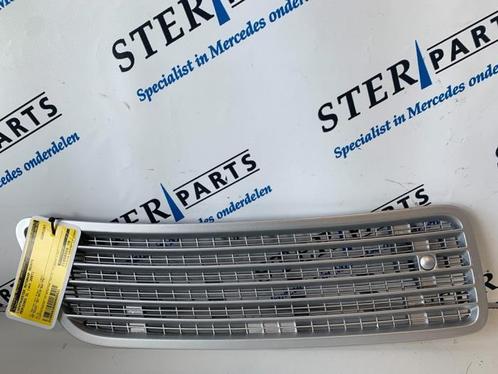 Grille d'aération capot droite d'un Mercedes CL (775), Autos : Pièces & Accessoires, Carrosserie & Tôlerie, Mercedes-Benz, Utilisé