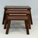 Mimiset de tables de nidification brutalistes, Enlèvement ou Envoi