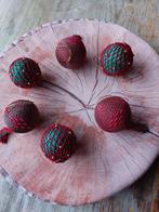 6 kerstballen/groen rood met draad en stof 2, 5€ voor de 6, Ophalen of Verzenden