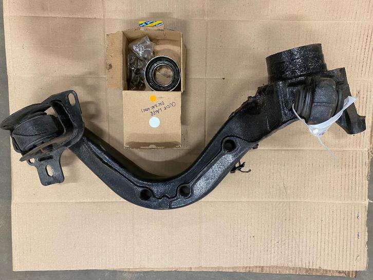 draagarm bmw e36 sedan rechts achter met nieuwe lager, Auto-onderdelen, Ophanging en Onderstel, BMW, Gebruikt, Ophalen