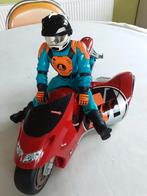 Action pop op brommer, Kinderen en Baby's, Ophalen of Verzenden, Gebruikt