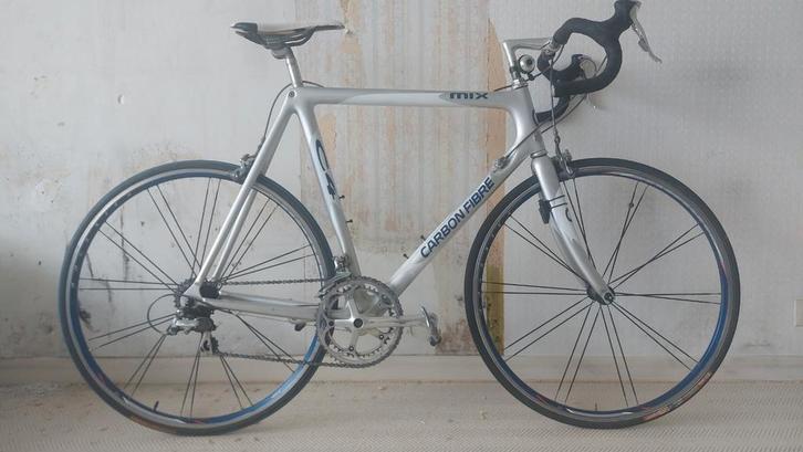 Vélo de route Cinelli C4 en carbone, Vélos & Vélomoteurs, Vélos | Vélos de course, Comme neuf, 15 à 20 vitesses, Carbone, 53 à 57 cm