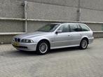 BMW 5-reeks 3.0 530i Touring AUT 2001 zilver leder, Auto's, Automaat, Achterwielaandrijving, Zwart, 1650 kg